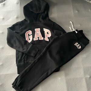 Kids gap Sweat suit set